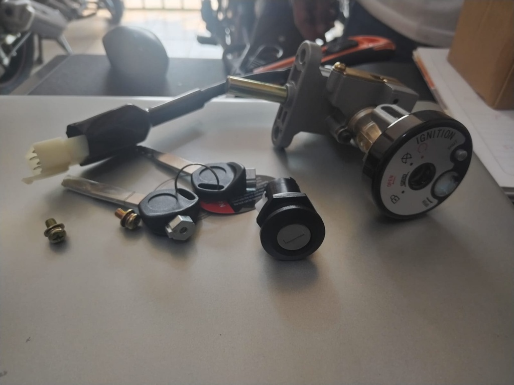 F-15 - SWITCH DE ARRANQUE