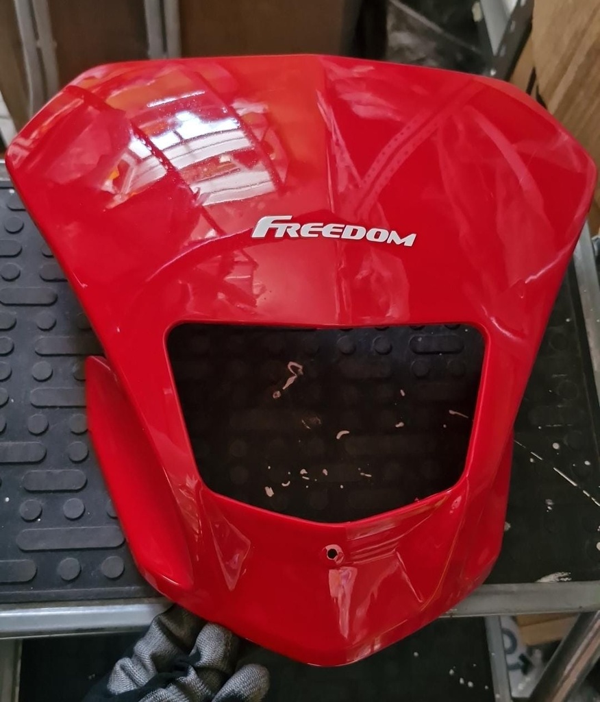 FXR 150L - CARETA / CARITA / COVERTOR DE SILVIN / COBERTOR DE FAROL / COLOR ROJO