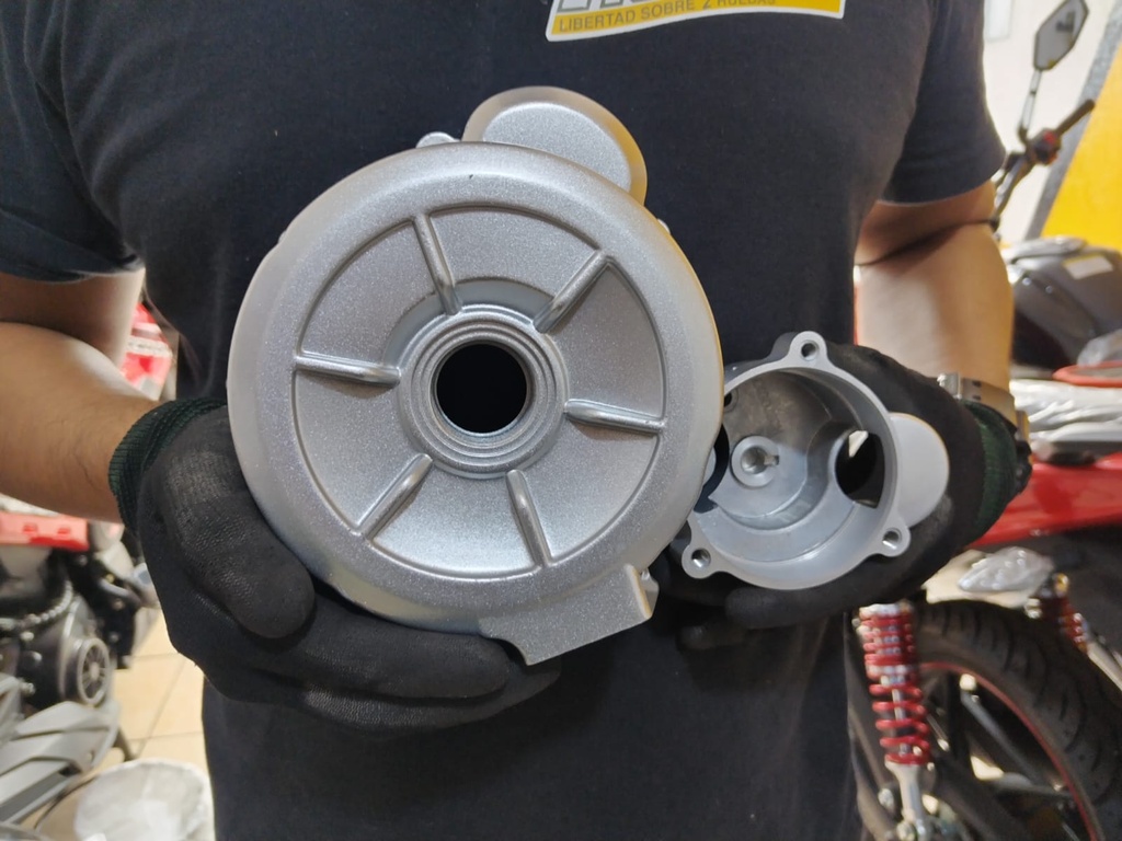 FXR 200L - TAPADERA DE PLANTA