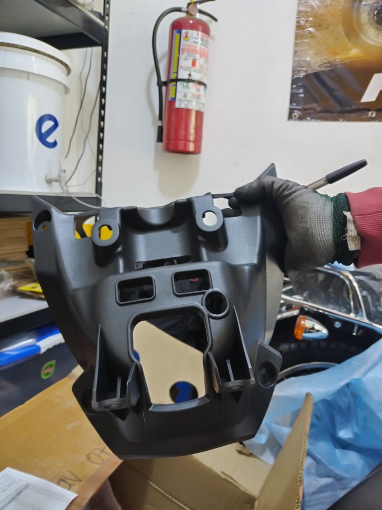 CR1 150 /CR2 210 - COBERTOR DE TABLERO (BASE DEL SILVIN / FAROL)