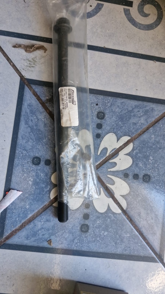 FXR200L - TUERCA DE EJE D/MULETA