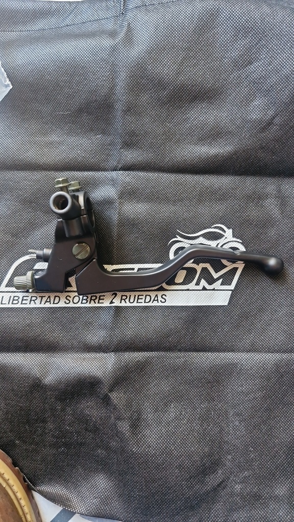 CR4 250N - MANECILLA DE CLUTCH - IZQUIERDA CON PORTA MANECILLA