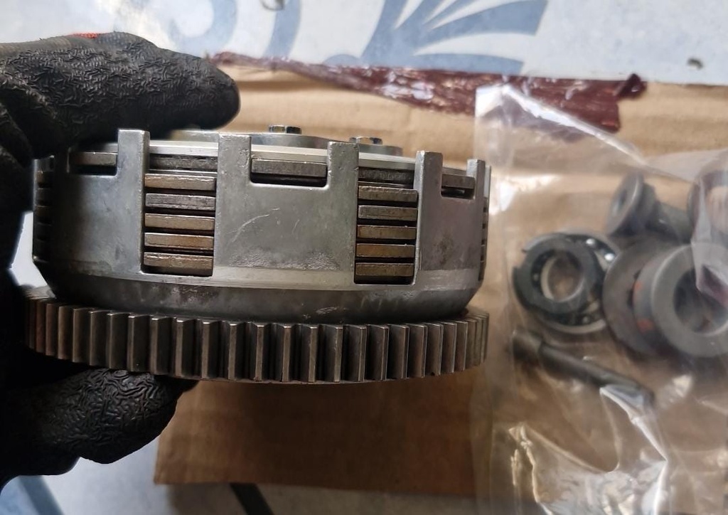 CR4 250 / CR4N 250 - CANASTA DE CLUTCH