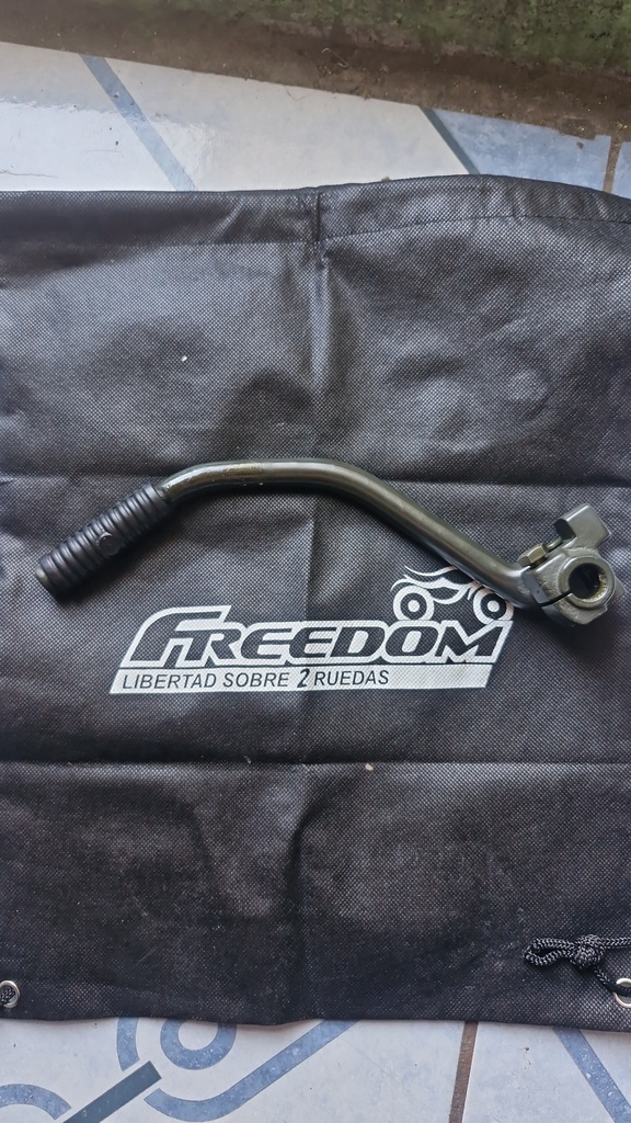 CR1 150 - PATA DE ARRANQUE