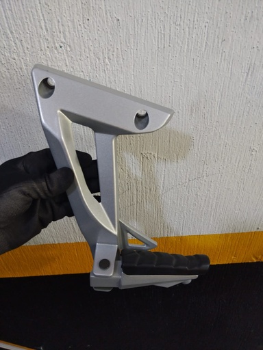 [312150112-0001] SPITZER 180/ 200 - BASE C/TACO TRASERO LH